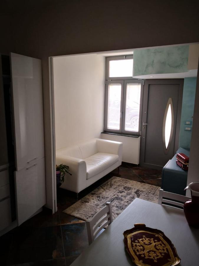 La Casa Di Valentina Apartment Вадо Лигуре Екстериор снимка